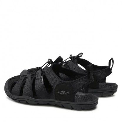 Sandalai Keen Clearwater CNX Man triple black