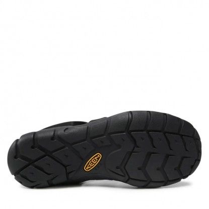 Sandalai Keen Clearwater CNX Man triple black