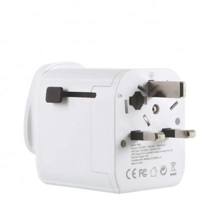 Lifeventure USB UK- World Travel Adapter