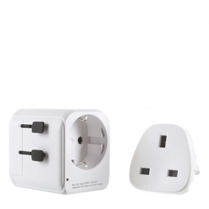 Lifeventure USB UK- World Travel Adapter