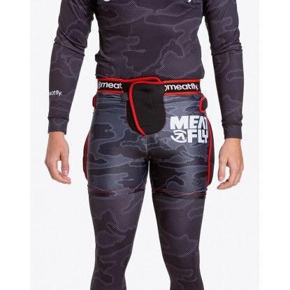 MeatFly Norris snowboard protection shorts