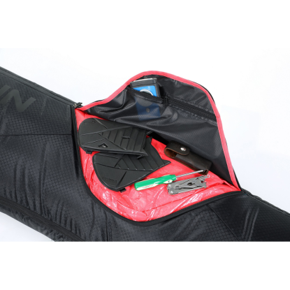 NITRO Tracker Wheelie Board Bag 90L Wheeled Snowboard Travel Bag