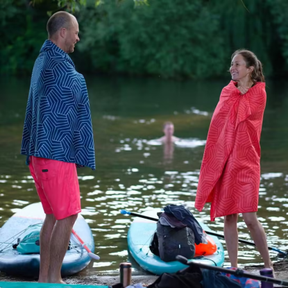 Lifeventure Softfibre Trek Giant geometric coral