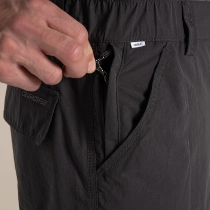 Craghoppers NosiLife Cargo Short III Black pepper mans short