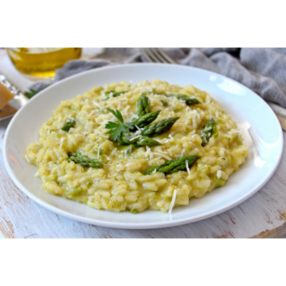 Adventure menu Creamy Risotto with asparagus and broccoli