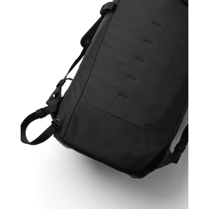 Douchebag Backcountry 20L black out backpack