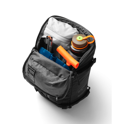Douchebag Backcountry 20L black out kuprinė