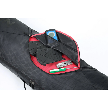 Nitro Cargo 169 cm phantom black dėklas snieglentei