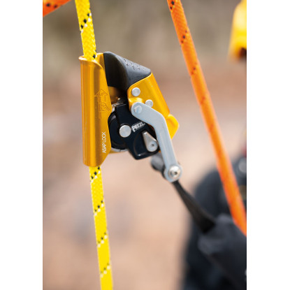 Petzl ASAP LOCK – mobile fall arrester with LOCK function
