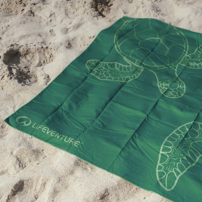 Lifeventure SoftFibre Recycled Towel Giant Turtle – kelioninis rankšluostis 150 × 90 cm