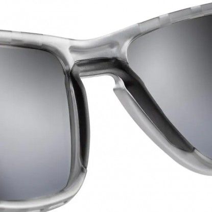 Julbo Shield black Reactive 2-4 sunglasses