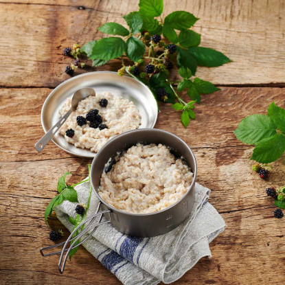 Trek'n Eat Breakfast Porridge with Apple Pieces pusryčių košė su obuoliais 260 g
